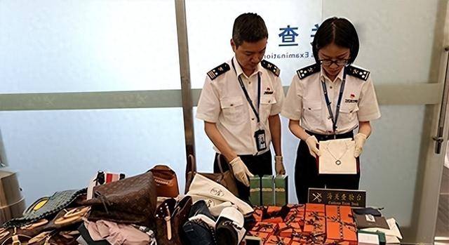 %咋消费者还前赴后继争相购买？几乎全是假货！利润高达2400(图11)