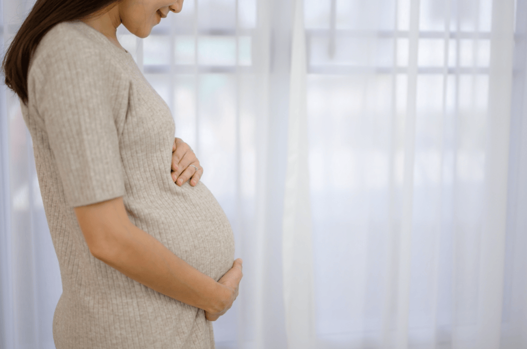 胎儿脐带绕颈,能自己「绕出来」吗？绕不