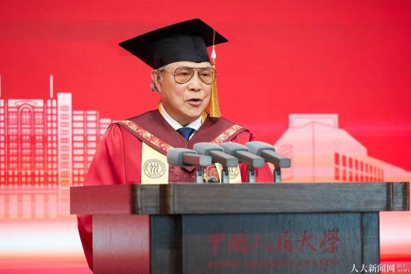 爱体育- 爱体育官方网站- APP下载霍震霆获授中国人民大学名誉博士霍启刚祝贺