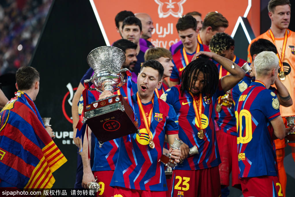 东亚四队包揽U23亚洲杯四强：亚洲足球的新时代到来？