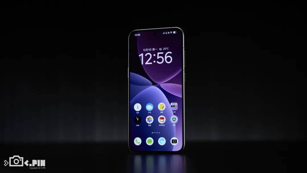 那些外国博主们，怎么突然开始吹中国手机了？？？