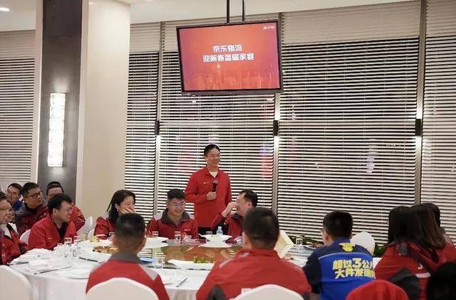 原创             中国第一大民营企业诞生！反超华为和阿里，67万员工创下万亿收入