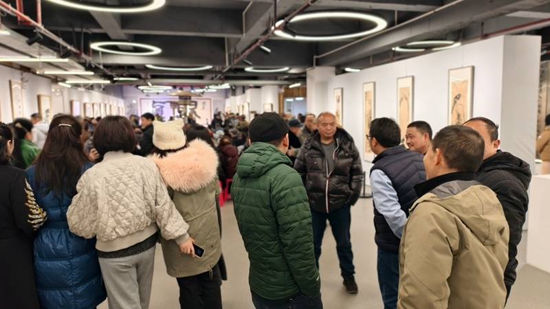 翰墨飘香添雅趣！包俊宜、查晓书画艺术联展在乌当开幕