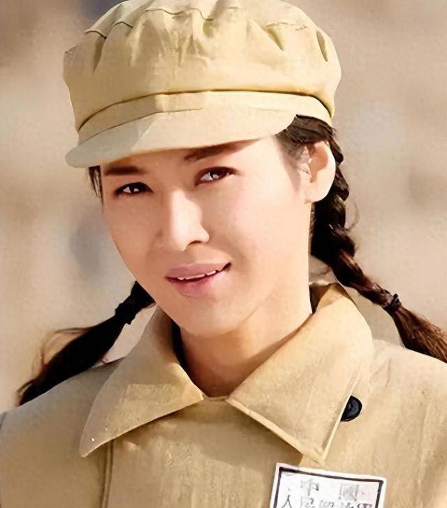 45岁童蕾现状:定居浙江农村,因丈夫背上债务,复出后变拍戏劳模