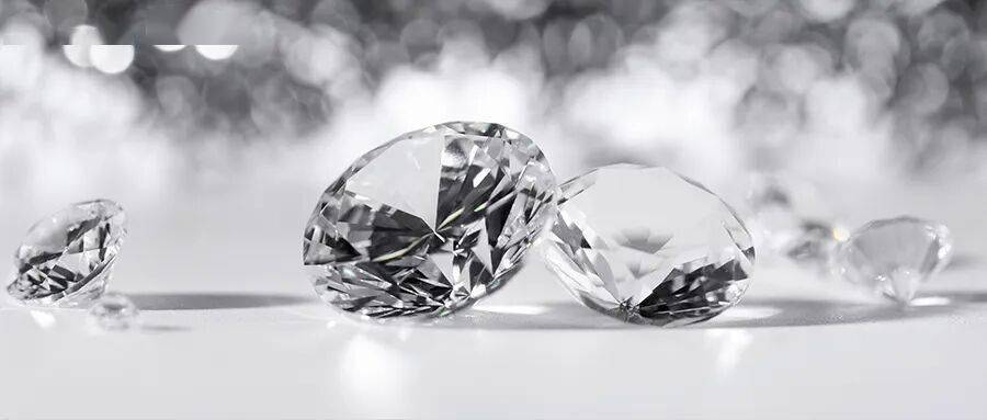 钻石崩了？因为不够消费主义