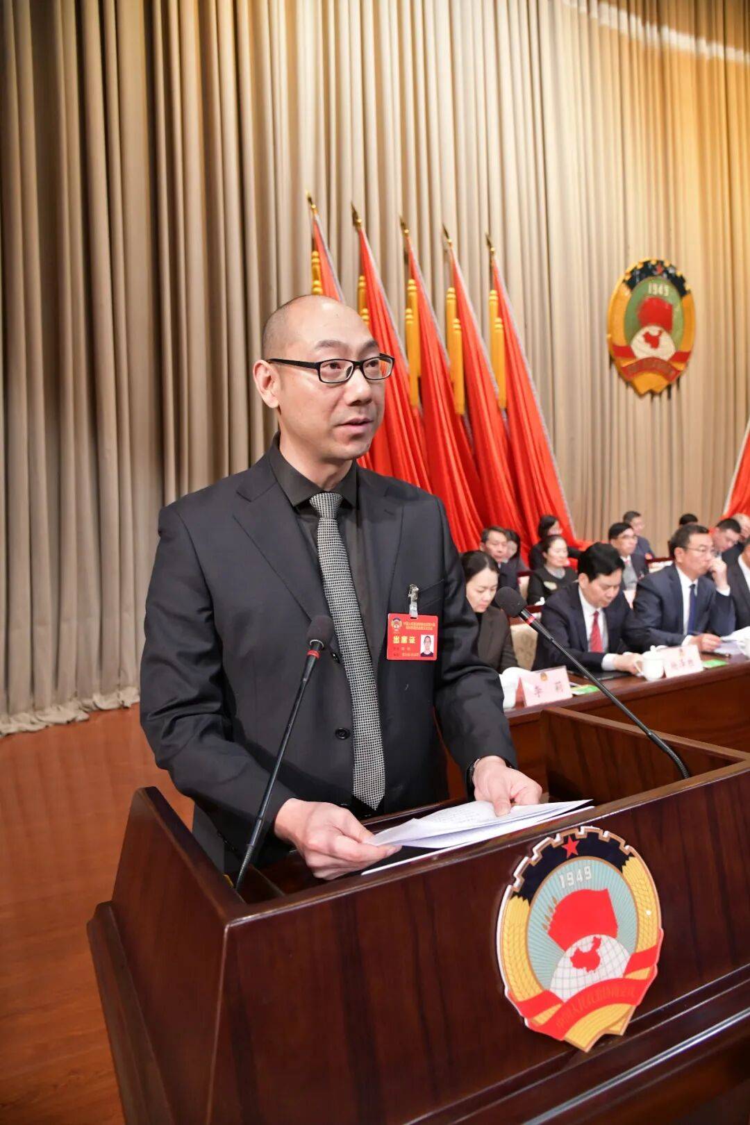 李明委员代表民盟宿州市总支部的发言培育消费新活力抢抓户外经济风口