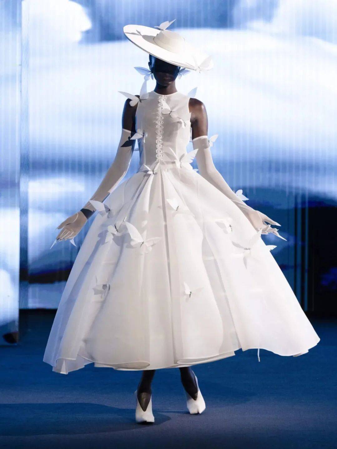 2026巴黎高定时装周落幕:荟萃全世界最美的衣服! 2026巴黎高定时装周落幕:荟萃全世界最美的衣服!