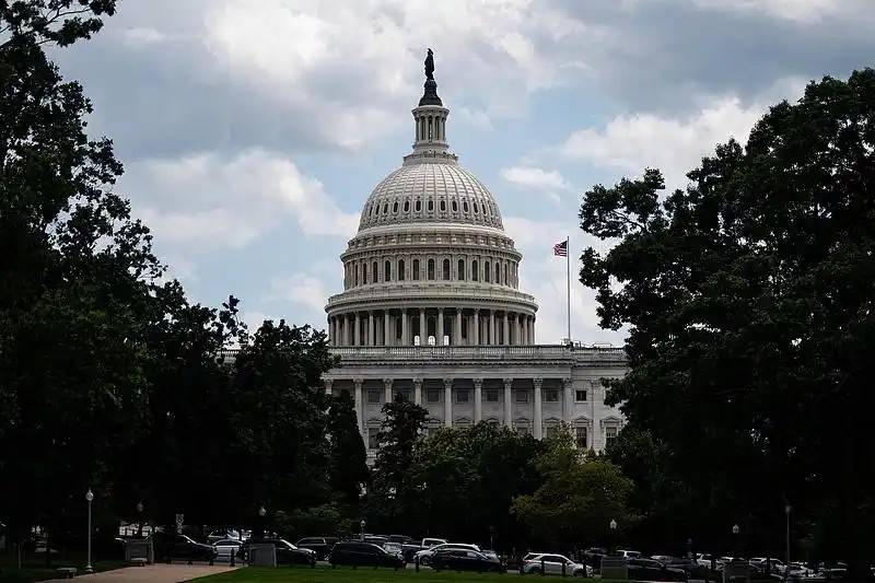 美国政府又“停摆”，发生了什么？ -华闻时空