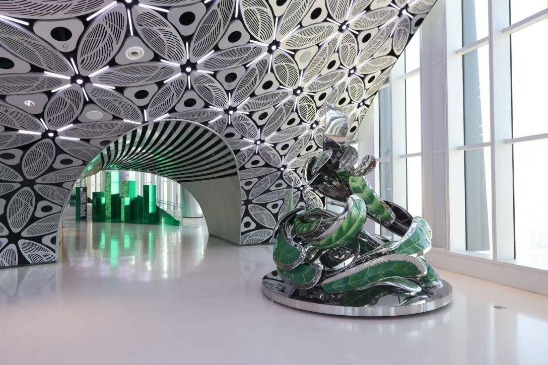 陶艺装置《信春风》揭幕 上海新天地文旅地标焕新