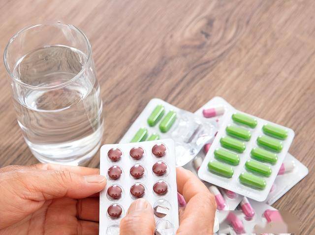 4种药吃久了，可能导致记忆力减退或痴呆，要谨慎服用！