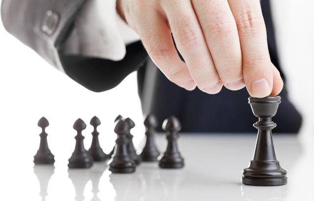 豆包压哨参战，决战春节流量窗口：AI大模型的“全民破圈”关键一役