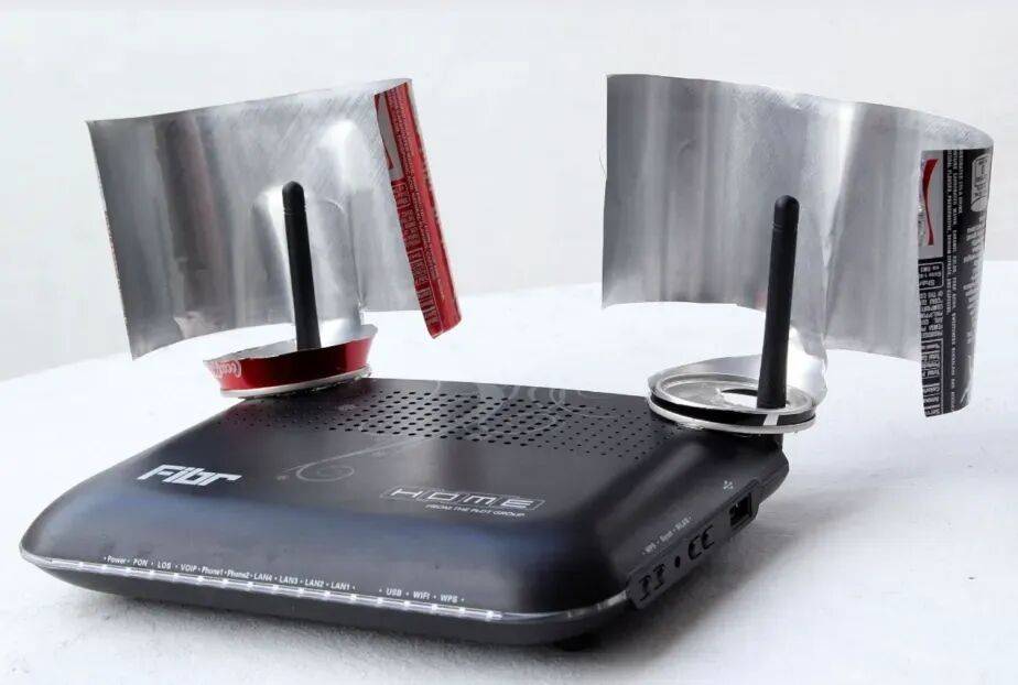 路由器到底怎么摆，网速才更快？很多人都摆错了……