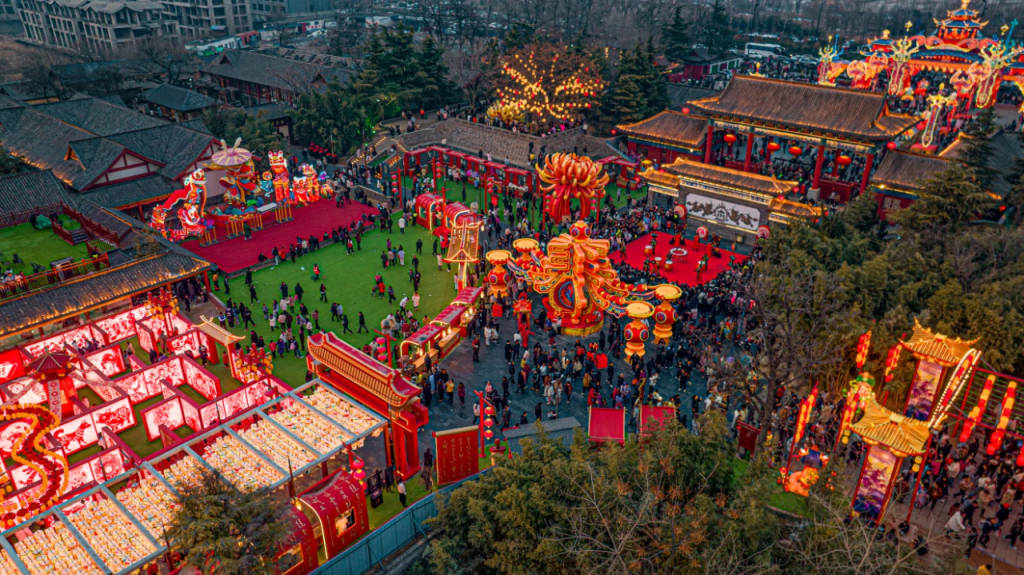 多地景区3月免门票：春节后错峰游迎“黄金窗口期”，免门票能否激活淡季市场？-华闻时空