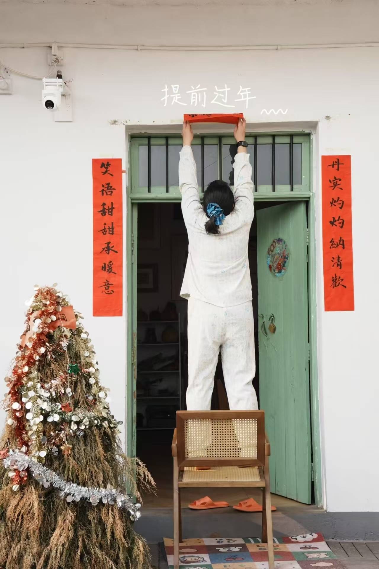 一个年轻人放弃铁饭碗回农村盖房种地：村民很热情说一句能聊十句