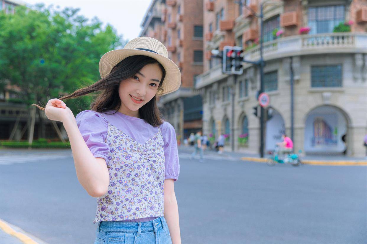 直播间销售“万年大红藤”被举报：商家被指涉嫌