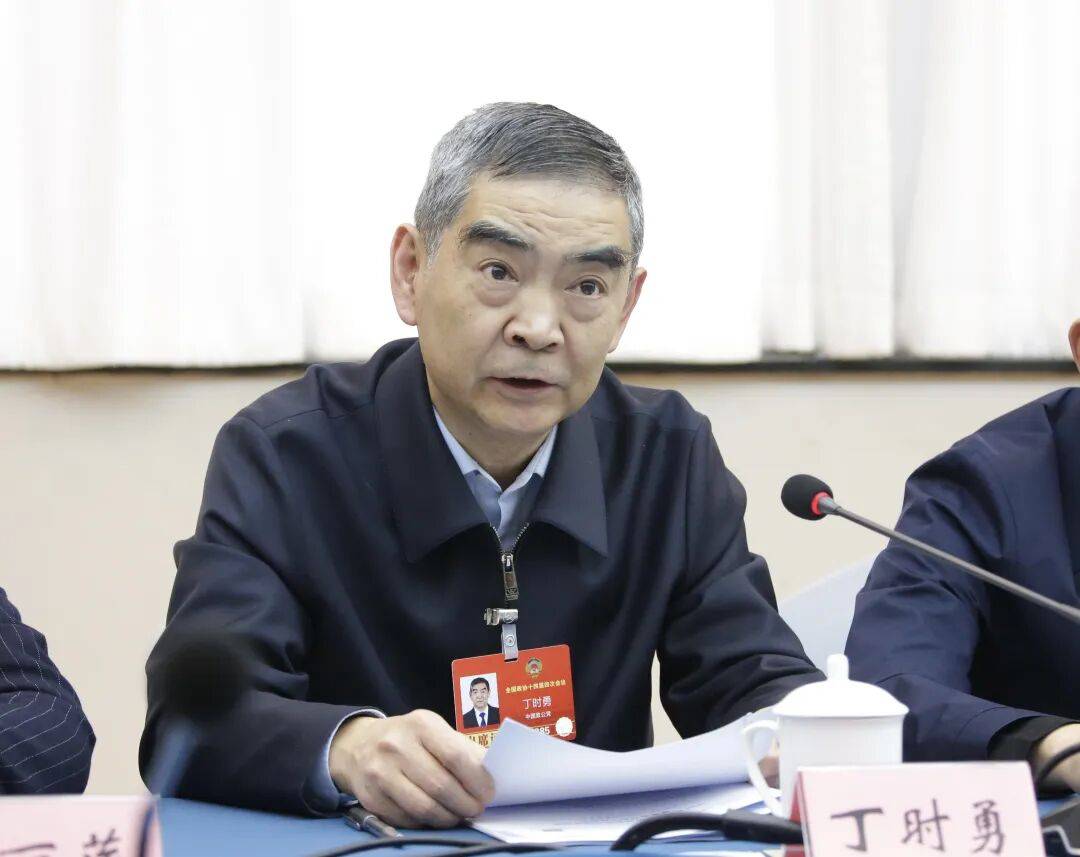 两会建言｜全国政协委员丁时勇：建议优化农机装备结构 完善农机社会化服务体系_建设_农业_生产能力