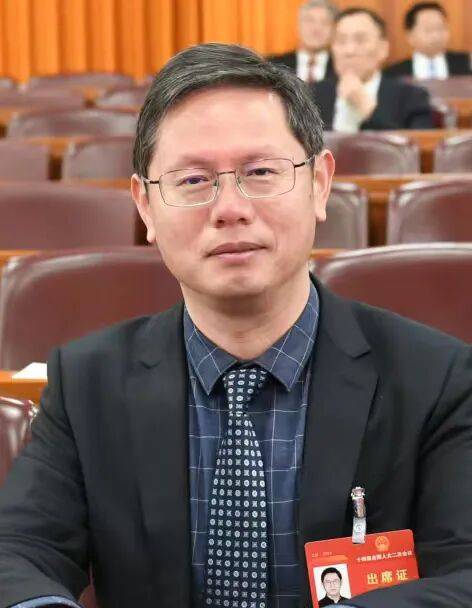 全国人大代表周迪建议：建立档案AI联合实验室 破解人工智能大模型“语料荒”