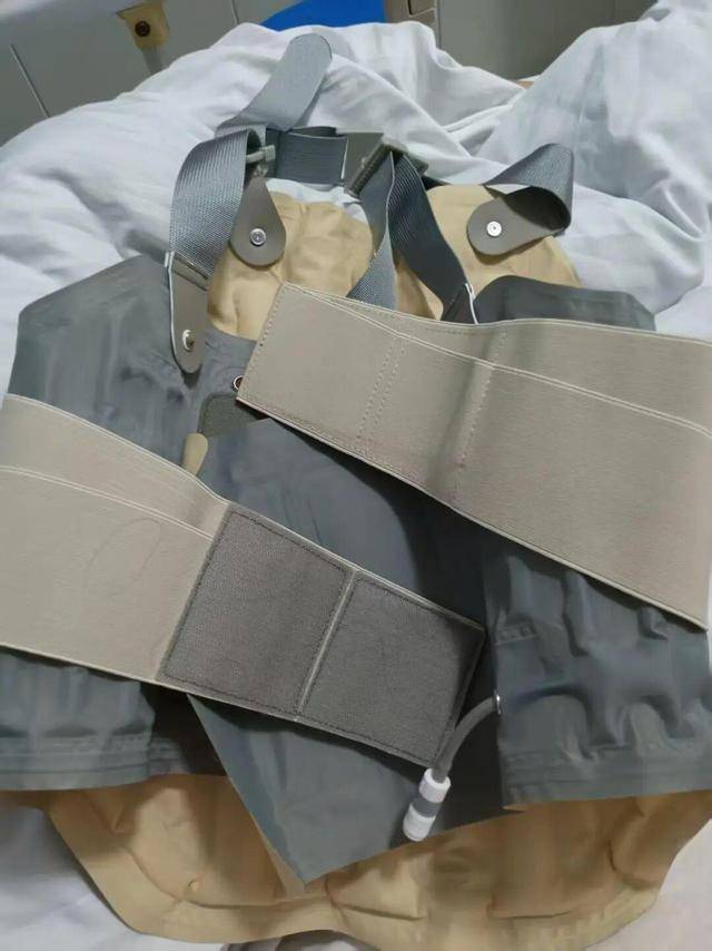 西安凤城医院医生联系院外人员进病房 480支具1500卖给患者(图6)