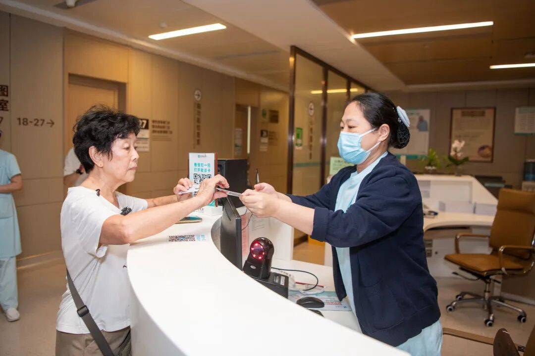 包含世纪坛医院老年人看病代挂号住院登记咨询的词条 包含世纪坛医院老年人看病代挂号住院登记咨询的词条