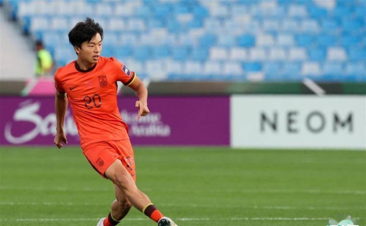 国足名单调整！塞尔吉尼奥或退出，真相曝光，邵佳一冲开门红难了