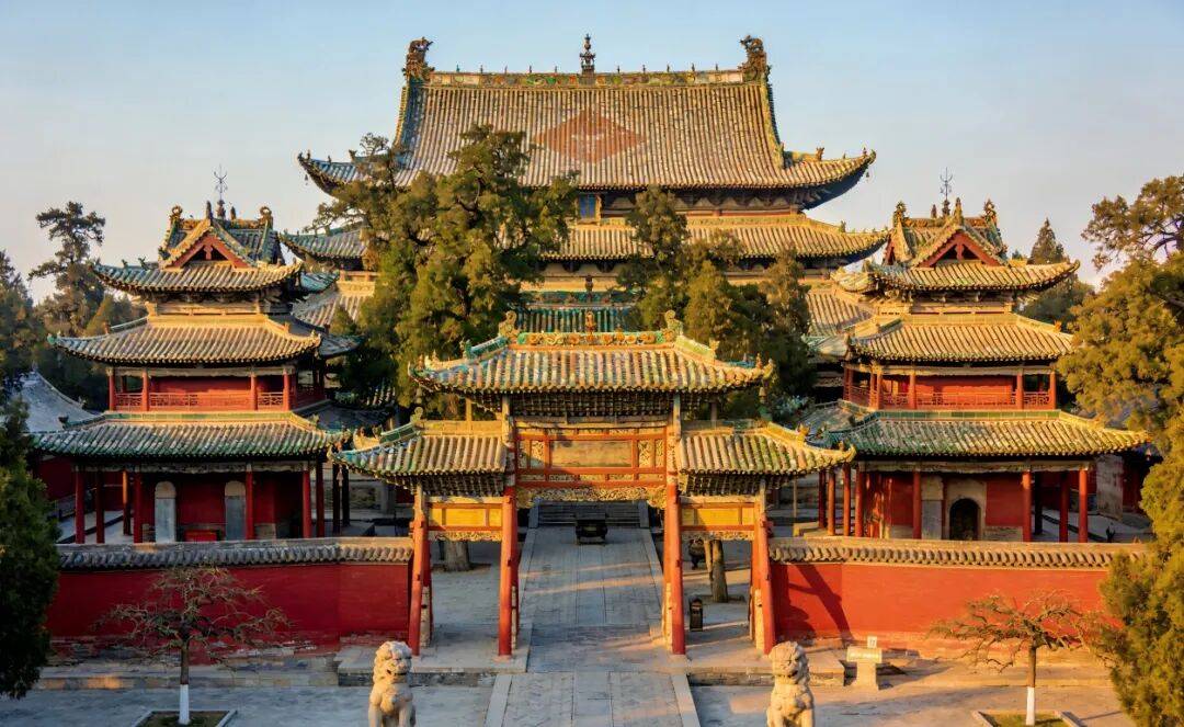 武庙之冠 —— 运城关帝庙的千年由来!_关羽_崇宁殿_建筑群