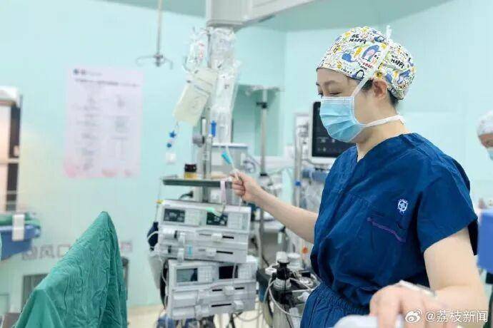 江苏卧床35年女子诞下健康宝宝