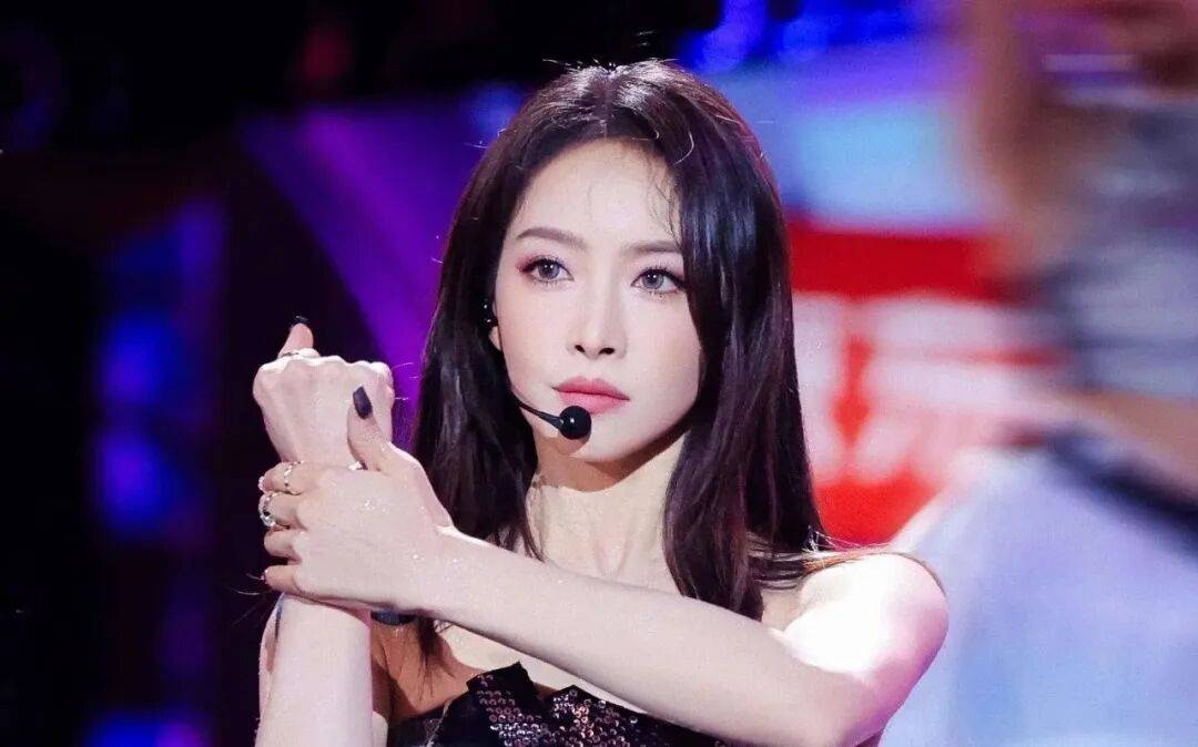 【2026.4.5】问问宋茜？《月鳞绮纪》是不是比《白日提灯》播得好？范世琦怎么了？杨紫和龚俊有可能合作下部戏？封面图