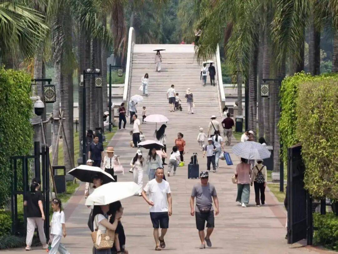 南宁开启38℃烧烤模式