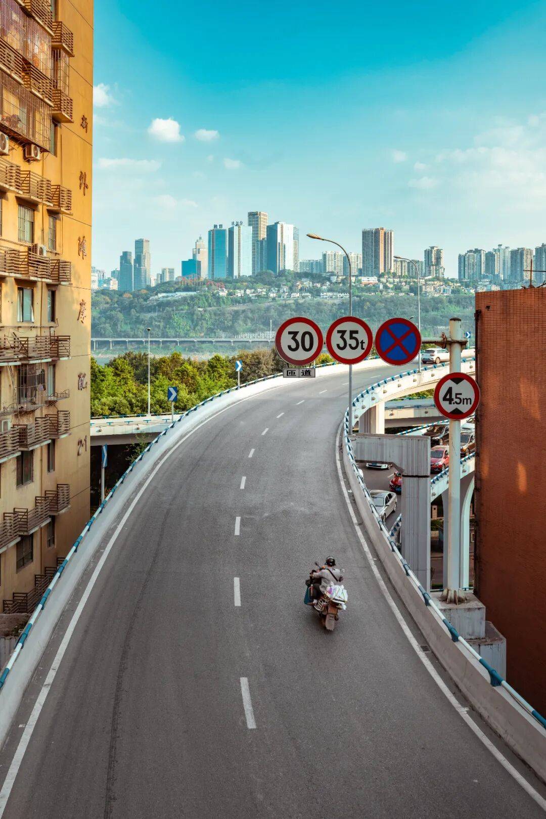 图片[14]-张雪的造车野心，凭什么只有这座城才装得下？-华闻时空