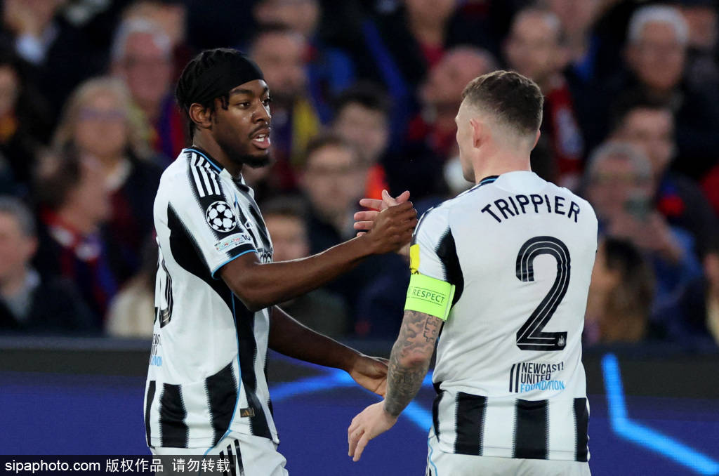 诺坎普之夜风云再起：巴萨与马竞欧冠对决后，舆论怒指战术与裁判