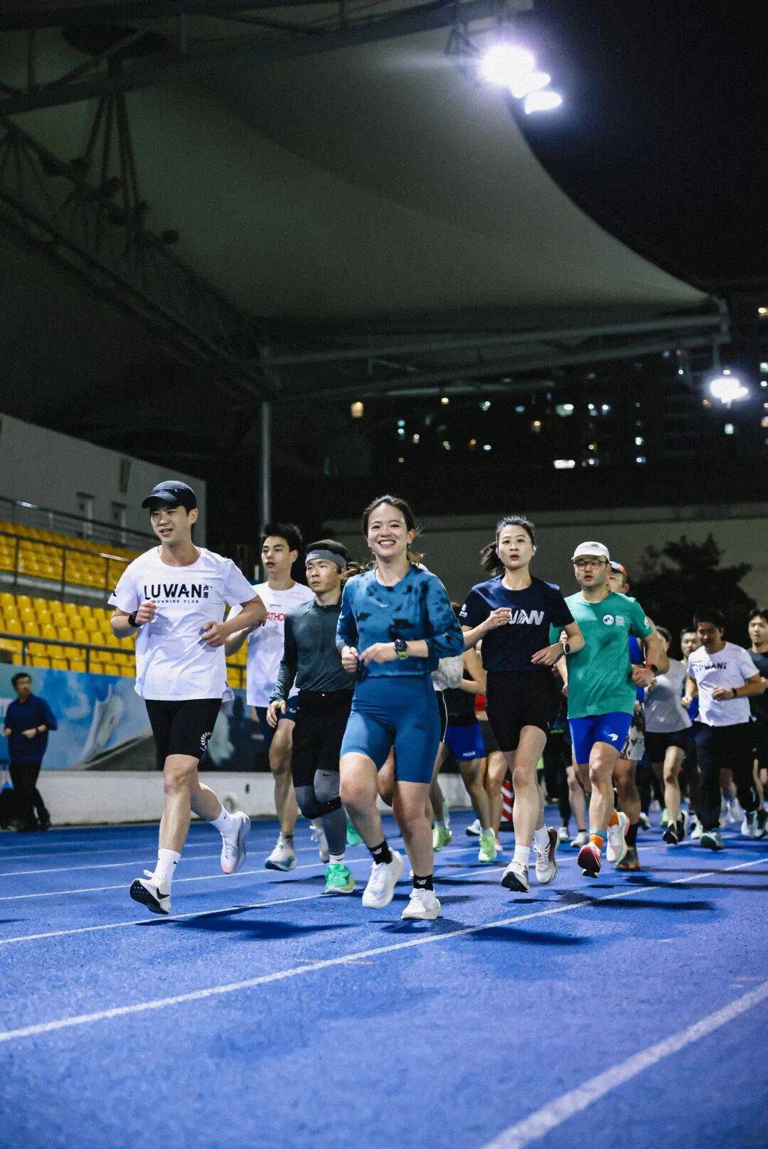 卢湾跑团2026年4月第3周训练计划_操场_时间_体育馆