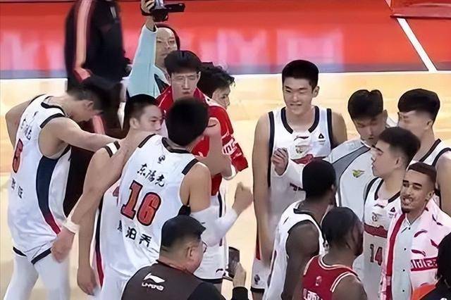 广东惜败山西，杜锋被口诛笔伐，冤与不冤自有答案