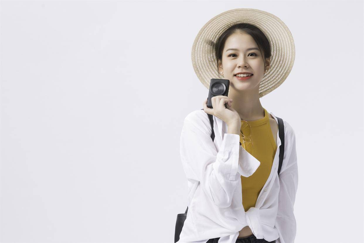 以美艳毒枭、捆绑、酷刑虐待为噱头 爱奇艺