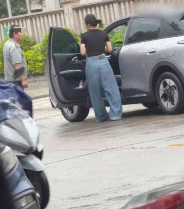 被扇耳光后续！事情迎来大反转知情人曝光保安身份还有黑历史