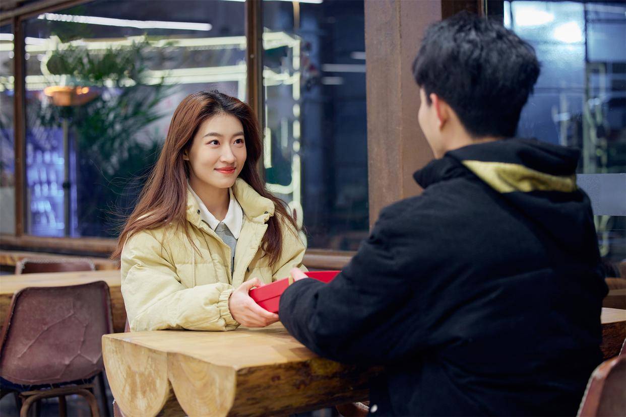 记者调查：小贝拉月子中心被曝光 配餐是臭的、