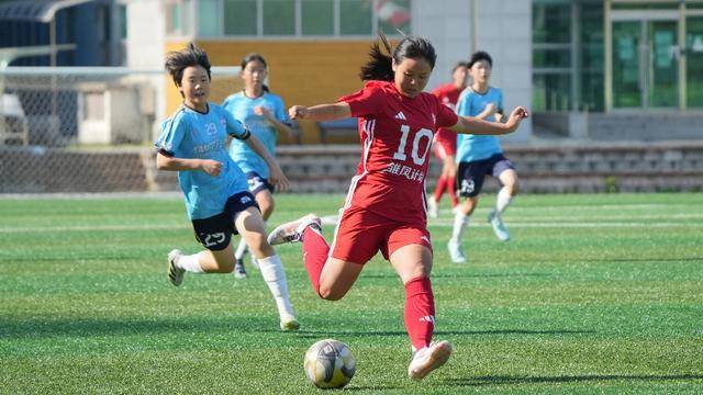 “雏凤计划”探索女足后备人才培养新路径