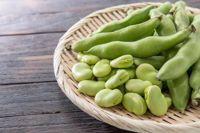 原创            蚕豆是血压“杀手”？医生多次提醒：高血压人建议多吃这5种食物