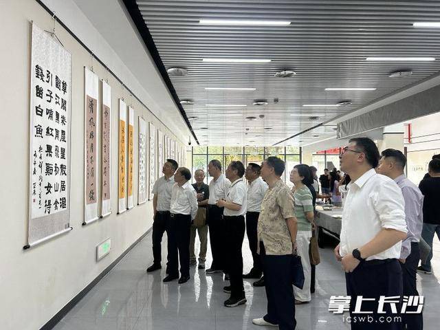 102幅力作亮相！湖南工商大学第三十一届书法展开幕