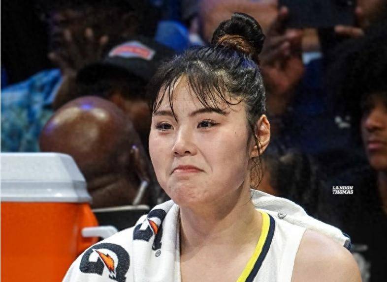 WNBA：李月汝两场0分后被弃用飞翼取胜 谢泼德22+20+10历史第2人