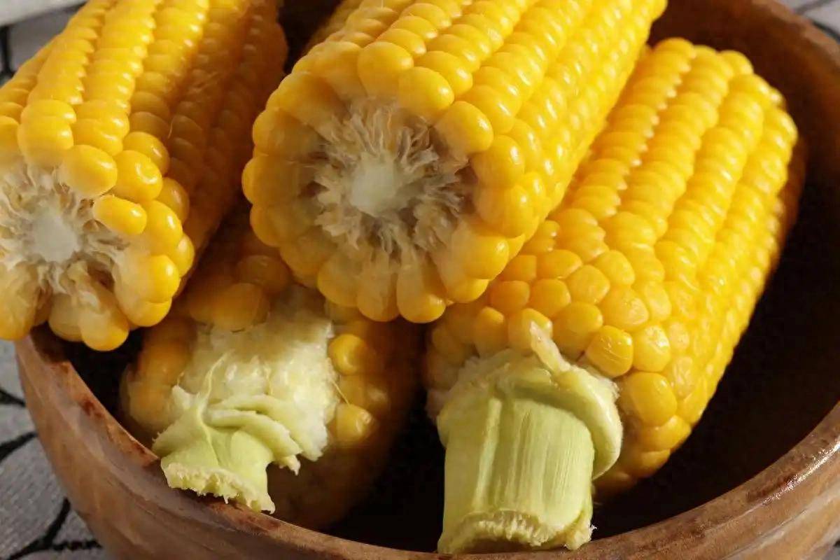 原创            玉米是血压“杀手”？医生再三提醒：高血压人建议少吃5种食物