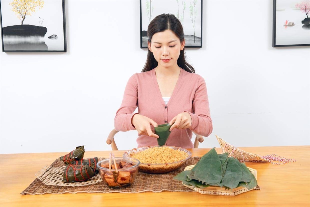 公益慷慨背后的法治裸奔：米旗食品用慈善掩