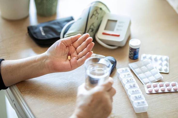 原创            降压药天天吃，但是忽略这几点等于白吃，还会引起严重的后果