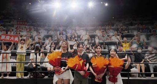 电影《绝密任务》绍兴路演 “战姐团”对战机甲反派封面图