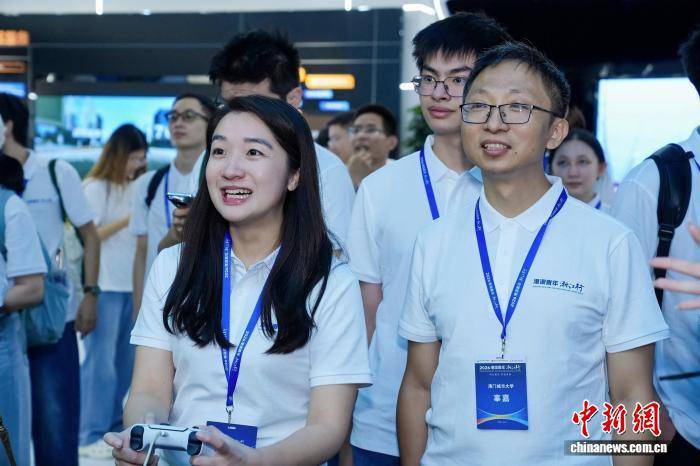 四赴浙江带团 贺凯琪称愿陪港澳青年播下梦想种子