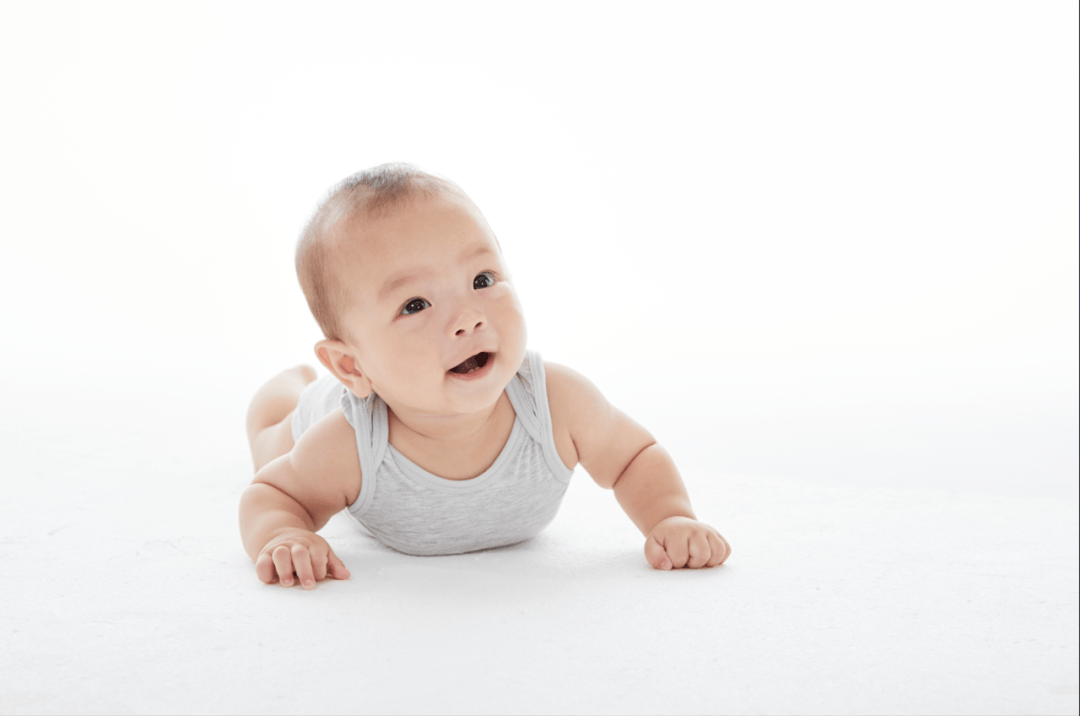 新生儿头型调整全攻略:宝宝头扁了怎么能睡圆
