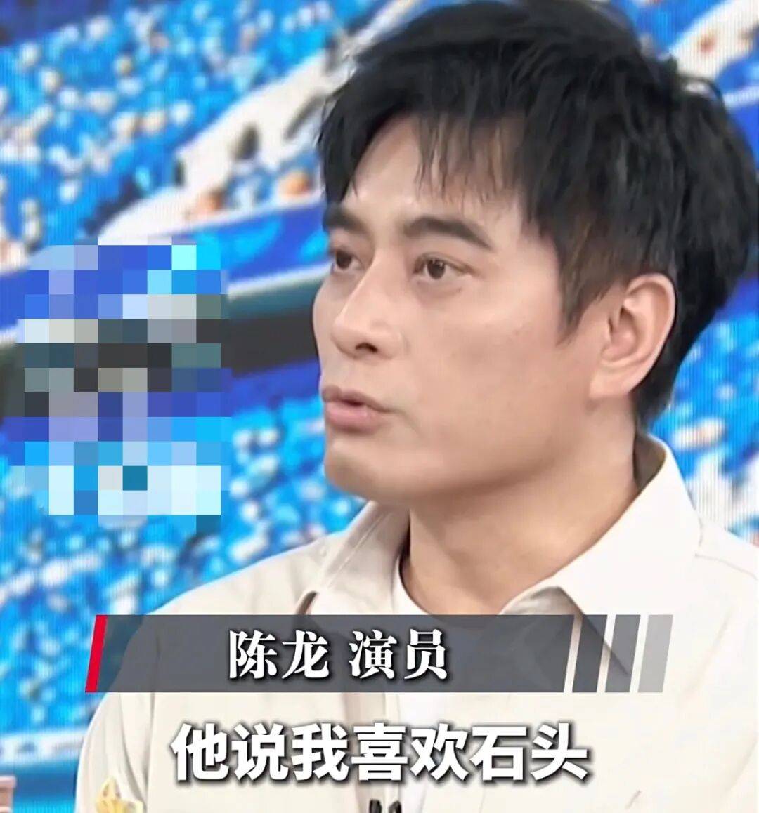 陈龙曝大儿子陈纪宇“喜欢玩石头”：十三四岁一眼辨认出翡翠真假，已考取多本成人级别的珠宝专业证书