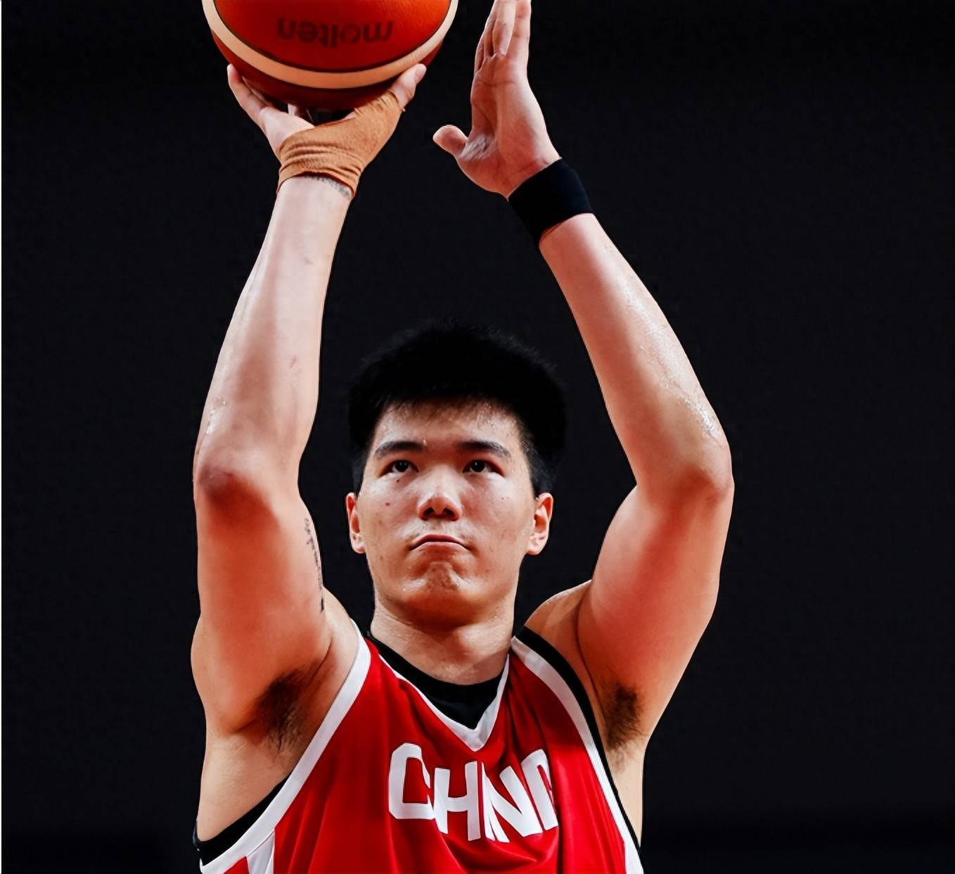杜锋没有说明书！焦泊乔11中8高效17+9 连场获重用被郭士强激活