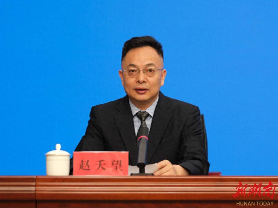 暑假扎堆割包皮？专家：不是每个男孩的“暑期必修课”，四种情况才需手术