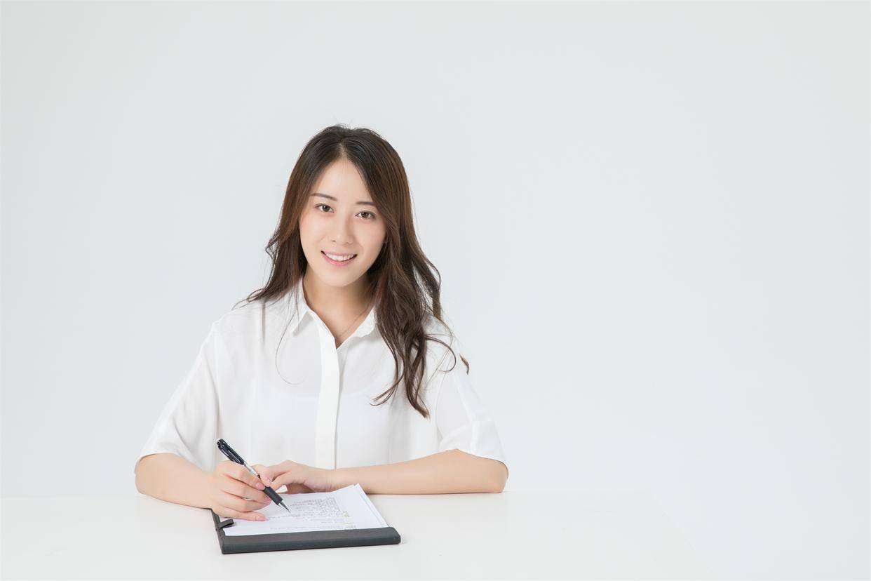 女子称丰胸9个月后确诊乳腺癌 王氏医美：手术