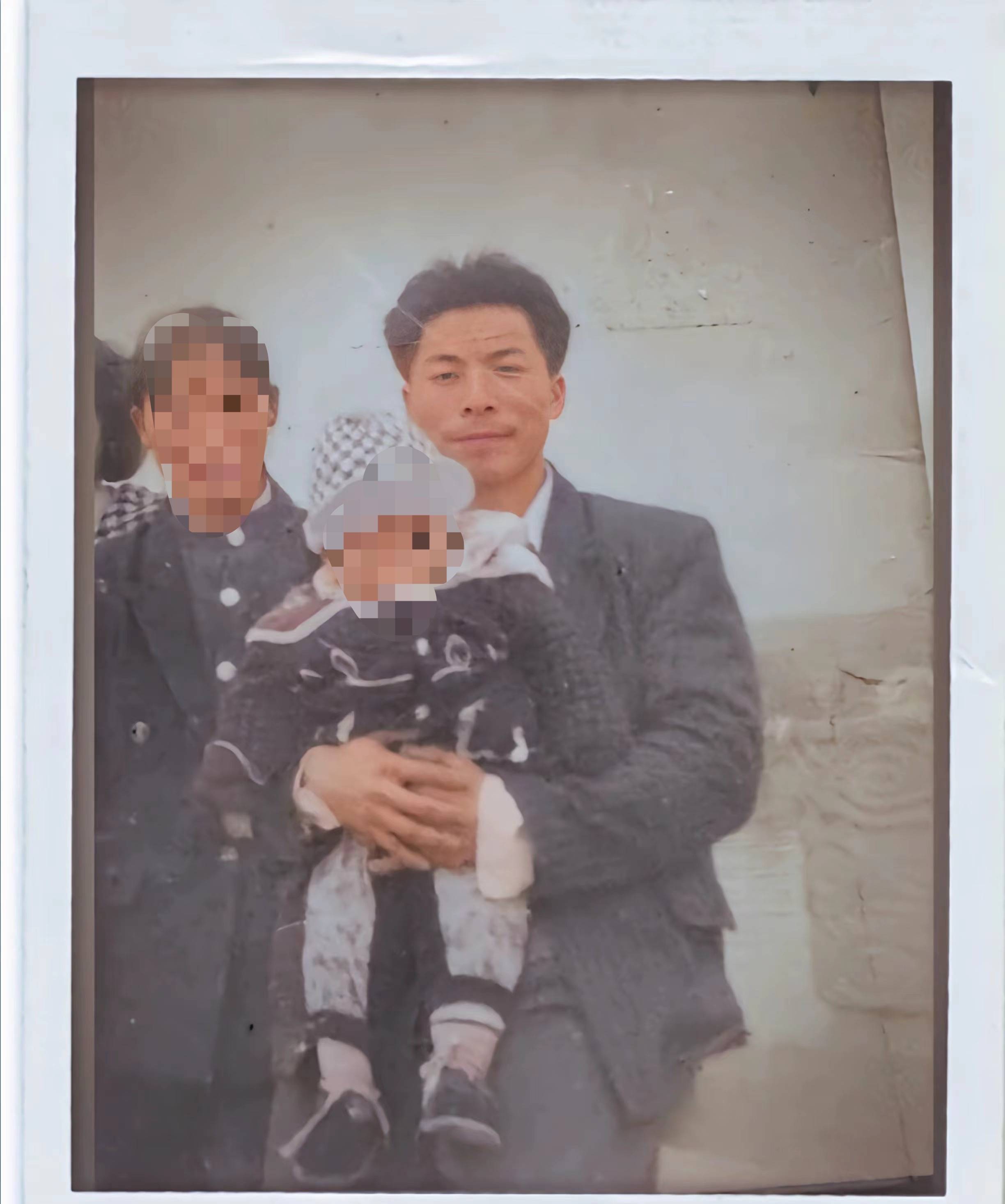 逃亡30年终落法网！27岁摩的司机遇害案跨32年告破，两凶手一死缓一无期
